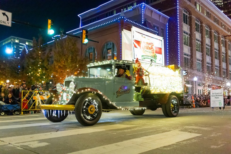 GM Financial Parade Of Lights - Southlake Style — Southlake's Premiere ...